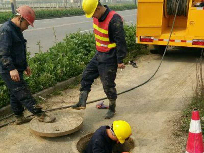 青浦新城专业下水道疏通地漏疏通脸盆马桶水管漏水维修改装