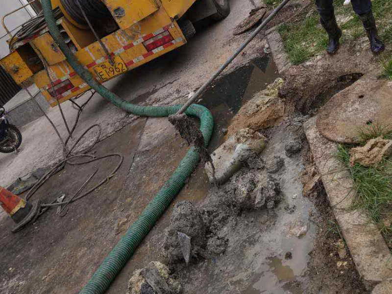 上海青浦区管道疏通 污水管道疏通清理 高压疏通车